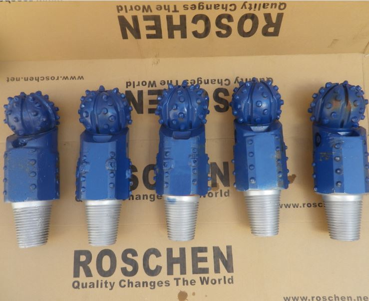 pedazos de rodillo de roca tric&oacute;nicos